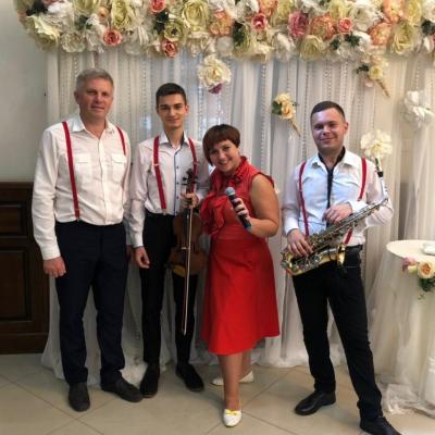 Tetiana and Company — логотип