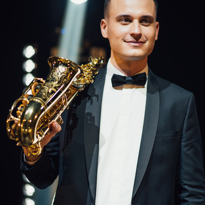 Oles_Sax — логотип