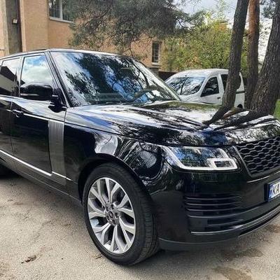 224 Range Rover Vogue 4,4d черный прокат — логотип