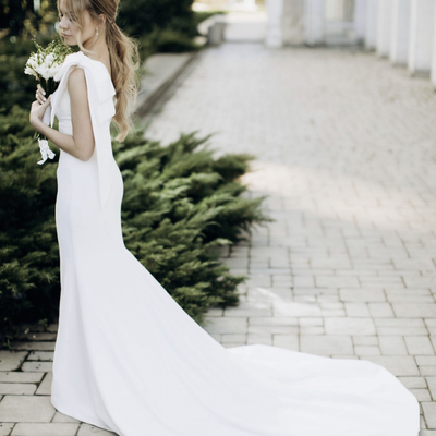 Продам весільну сукню Milla Nova — логотип