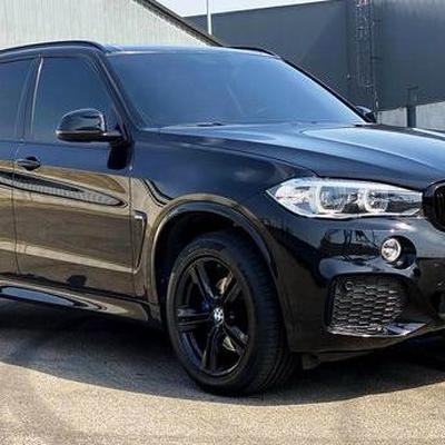 161 BMW X5 черный джип 2014 прокат без в — логотип