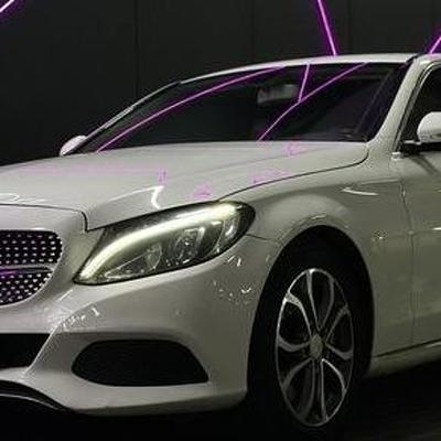082Авто на свадьбу авто Mercedes C300 — логотип