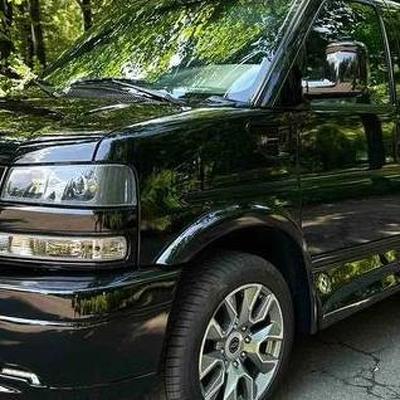 378Микроавтобус Chevrolet Express — логотип