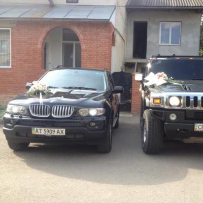 BMW X5 та HUMMER H2 — логотип