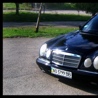 Benz кортеж — логотип