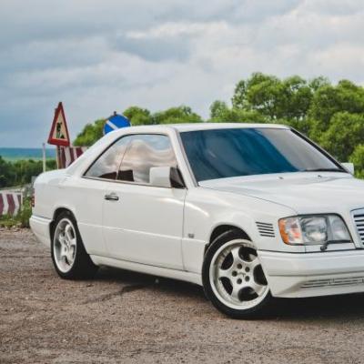 MERCEDES AMG — логотип