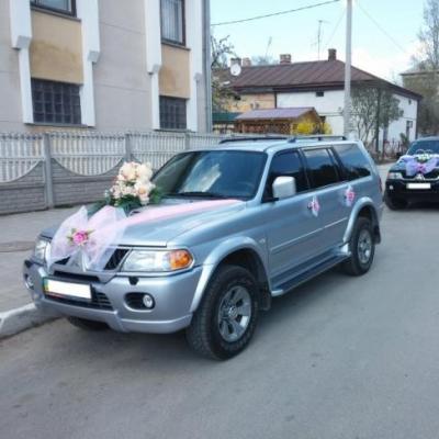 Mitsubishi Pajero Sport Весільний кортеж — логотип