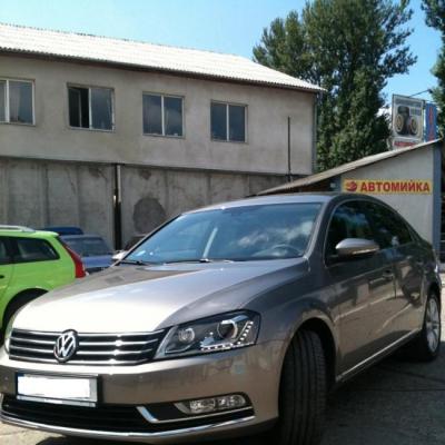 ***Оренда Passat B7 з водієм*** — логотип