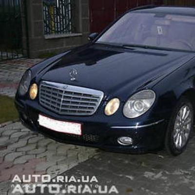 Автомобіль на весілля Mersedes-benz E211 2007p. 2. — логотип