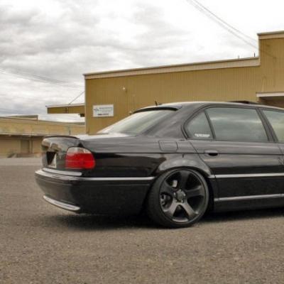 BMW E38 740 LONG — логотип