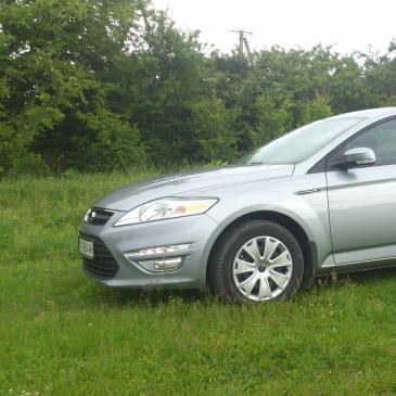 авто для весілля ford mondeo 4 — логотип