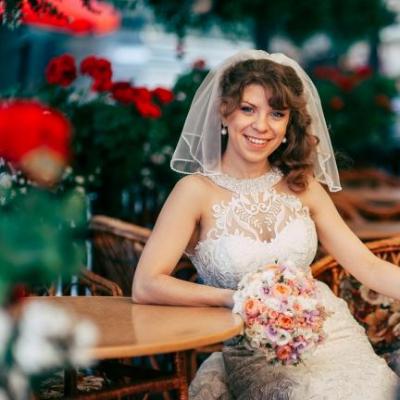 ПРОДАМ РОЗКІШНУ ВЕСІЛЬНУ СУКНЮ — логотип