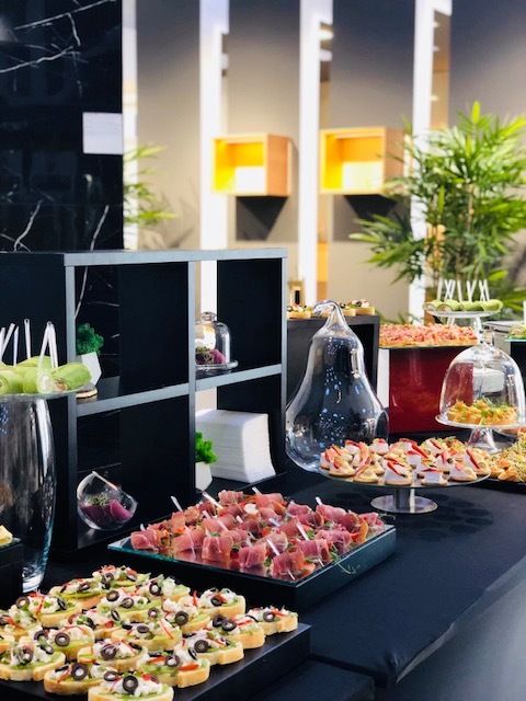 Wise Catering — логотип