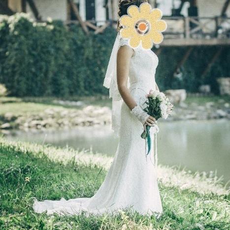 Весільна сукня Virginia від Nava Bride — логотип