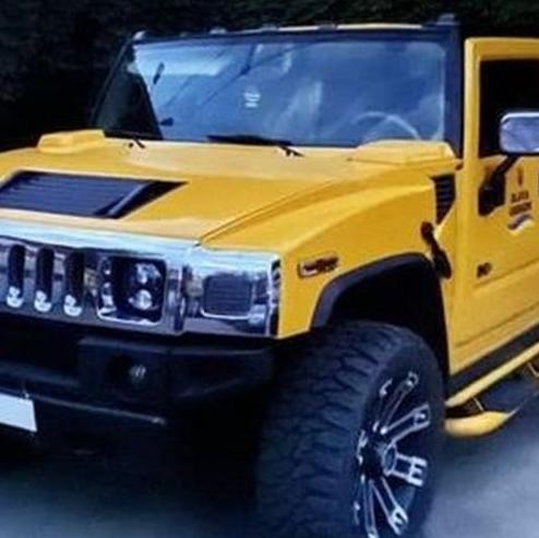 442 Hummer H2 жовтий — оренда на зйомки — логотип