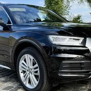 404 З водієм на весілля — оренда Audi Q5 — логотип