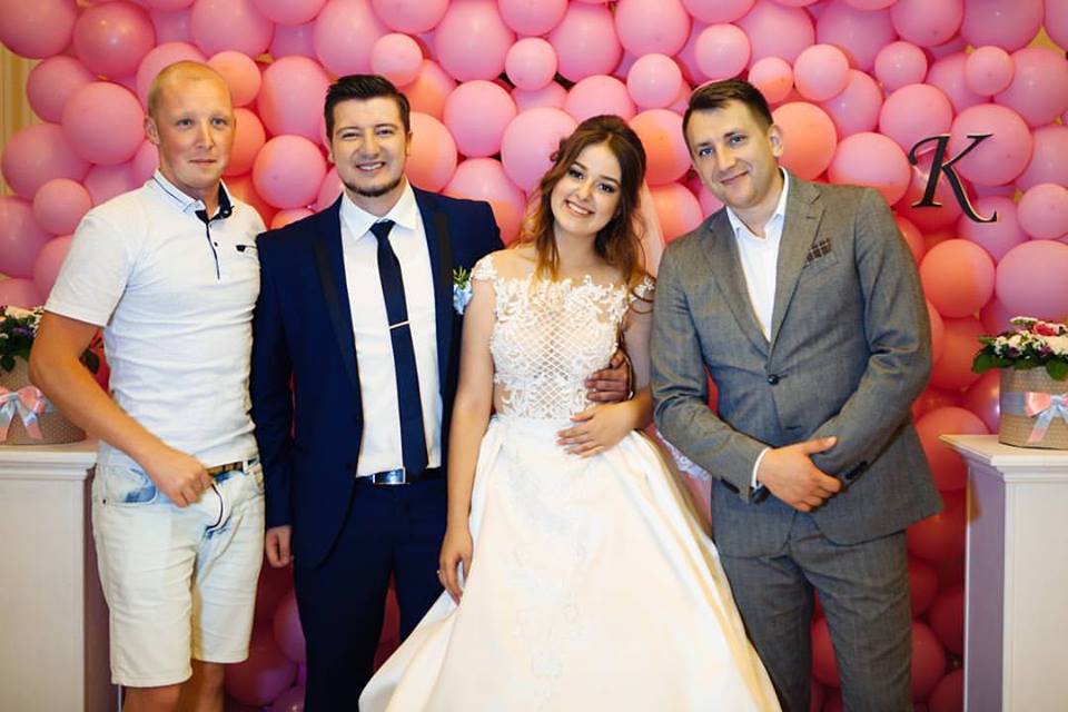 Василий Веселов — логотип