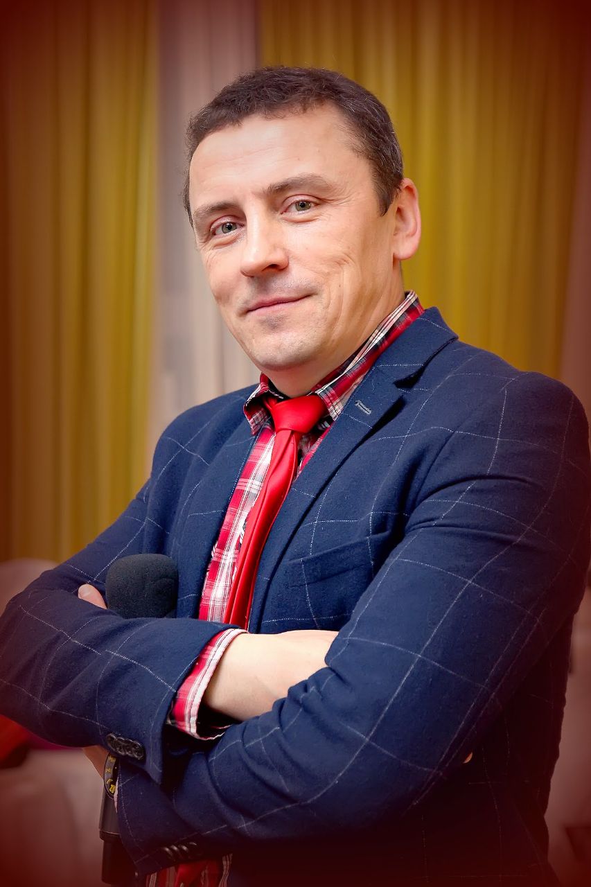 Андрей Костенко — логотип