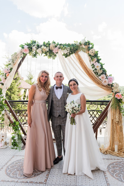 Ирина Красота — логотип