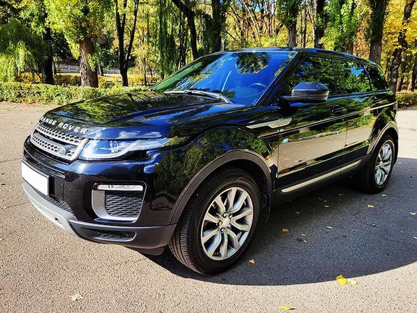 255 Range Rover Evoque чорний прокат оре — логотип