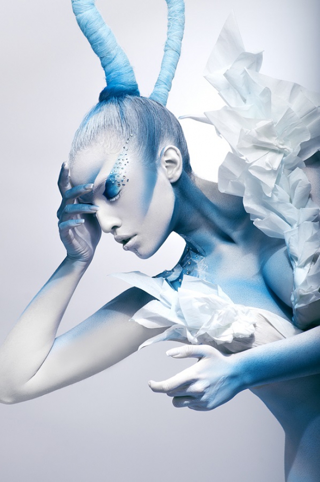 THE ART OF MAKE UP — логотип