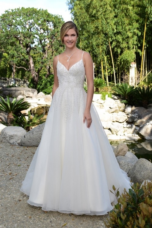 VE8320 (Venus Bridal) — Venus Bridal