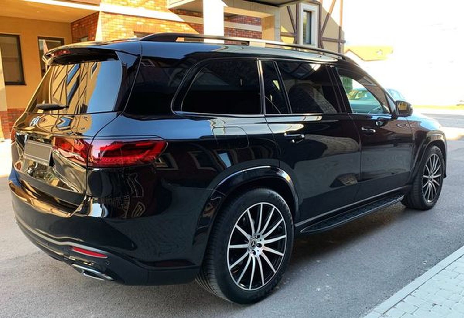 250 Позашляхови Mercedes Benz Gls AMG 40 250 Позашляхови Mercedes Benz Gls AMG 40