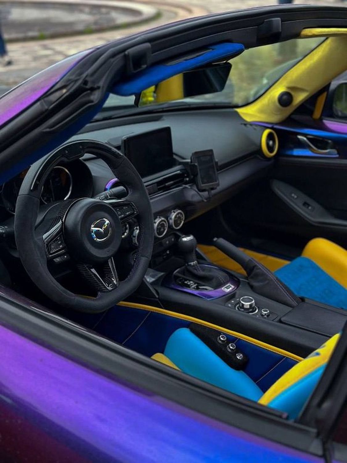 219 Mazda Miata ND кабріолет з водієм на 219 Mazda Miata ND кабріолет з водієм на