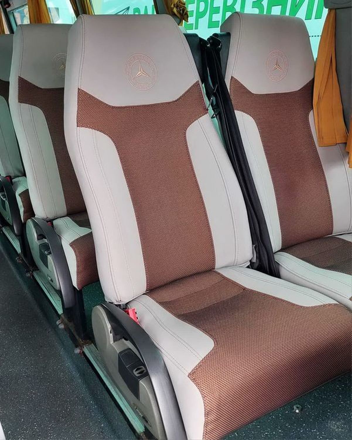 042 Автобус на весілля трансфер Mercedes 042 Автобус на весілля трансфер Mercedes