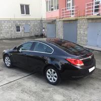 Авто Opel Insignia для урочистих подій