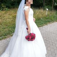 Весільна сукня