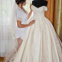 Продам розкішну Весільну сукню