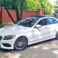 Білий Mercedes для нареченої