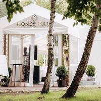 HONEY HALL