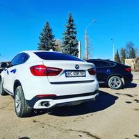 Весільний кортеж BMW X6 чорного і білого