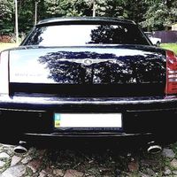 136 Chrysler 300C черный аренда авто