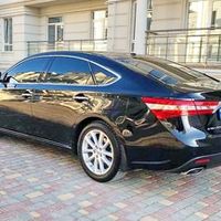 359 Toyota Avalon черный аренда