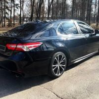 097 Toyota Camry 2020 оренда на весілля