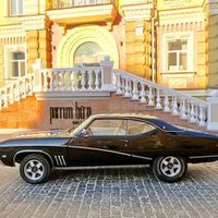 212 Ретро автомобіль Buick Skylark Custo