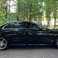 101Mercedes W213 E300 оренда авто з воді