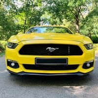 070 Ford Mustang жовтий кабріолет прокат