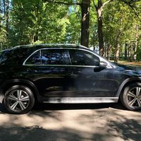 349Позашляховик Mercedes GLE 300d прокат