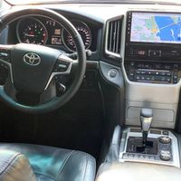 254 Внедорожник Toyota Land Cruiser 200