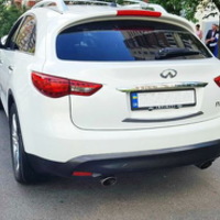 236 Внедорожник Infiniti FX35 белая