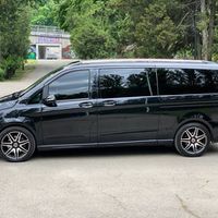 043 Mercedes Benz V Class микроавтобус