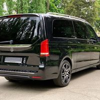 043 Mercedes Benz V Class микроавтобус