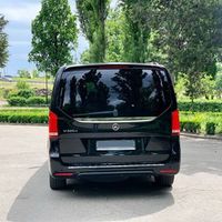 043 Mercedes Benz V Class микроавтобус