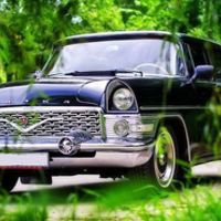 206Ретро автомобіль Chayka GAZ-13 чорна