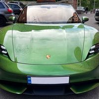 400 Прокат Porsche Taycan Turbo 671 hp