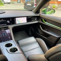 400 Прокат Porsche Taycan Turbo 671 hp